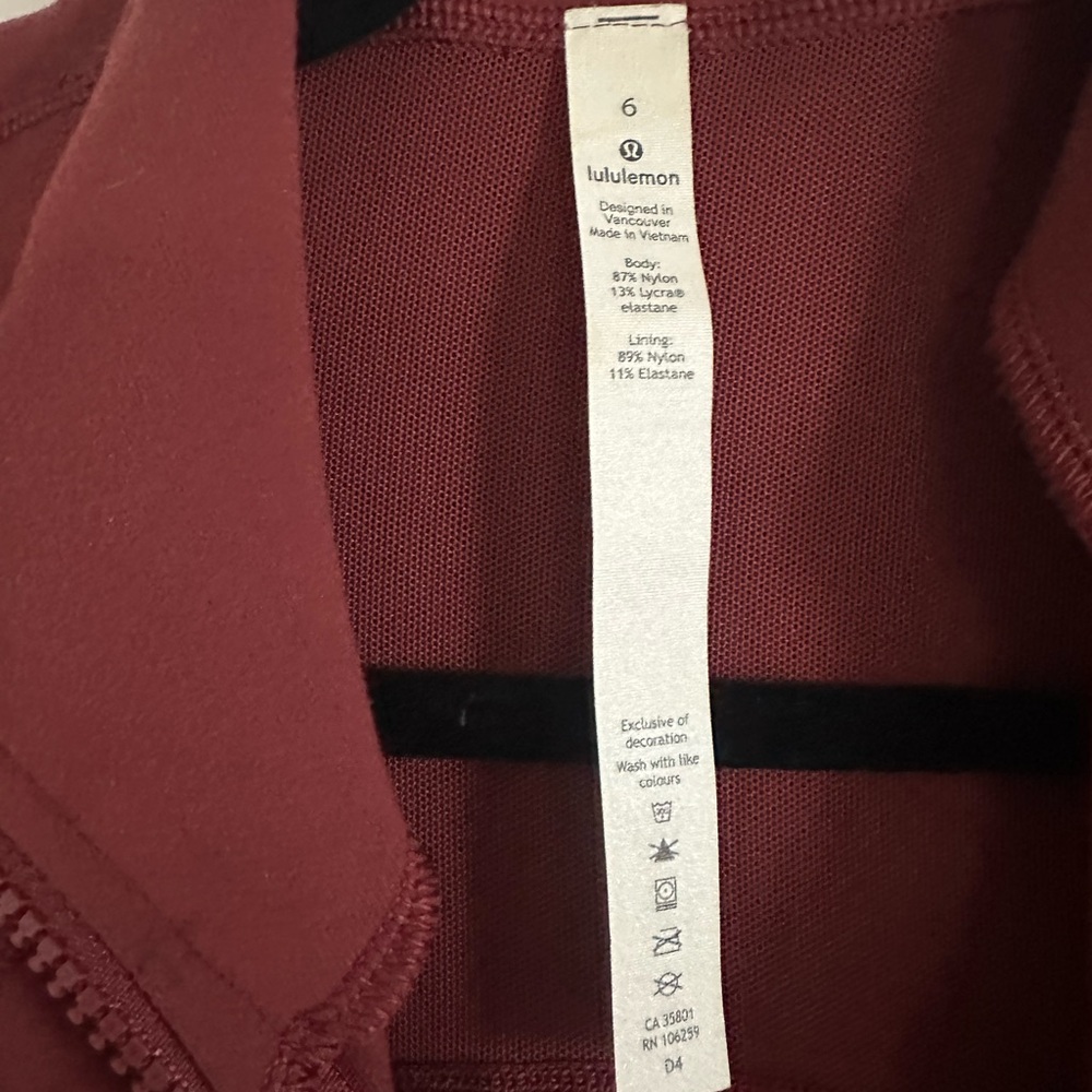 Lululemon jacket - Picture 3 of 3
